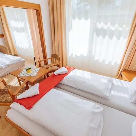 Hello Balcsi Apartmanhaz Frühstückspension