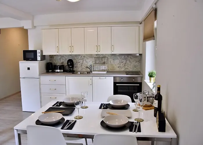 B&B Hello Balcsi Apartmanhaz 티하니