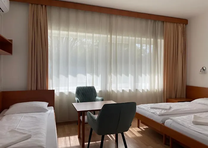 Hello Balcsi Apartmanhaz 3*