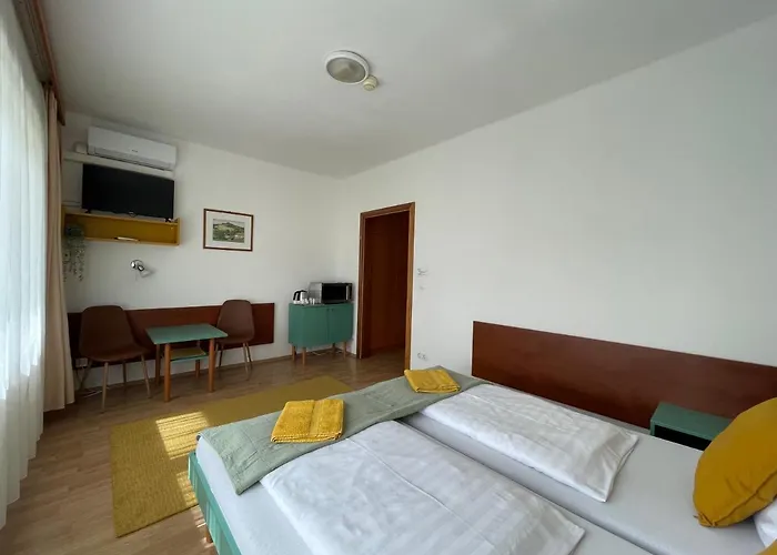 Hello Balcsi Apartmanhaz 3* Tihany