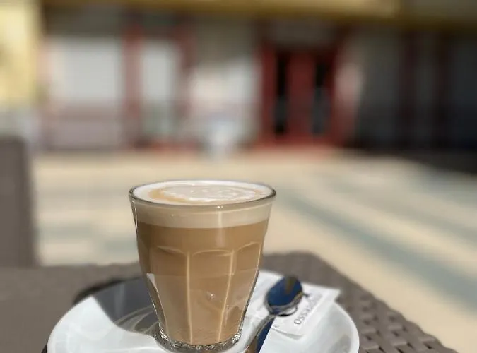 B&B Hello Balcsi Apartmanhaz 3*